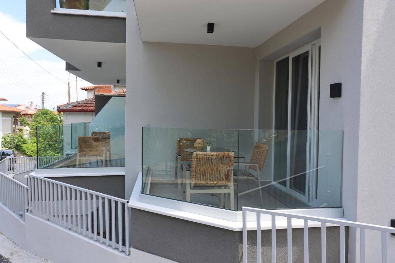 Notos Premium Holiday Apartments Pefkochori Exterior photo